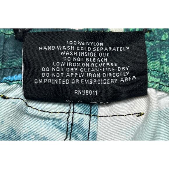 2-11 ICECREAM Men's Guam Shorts Multicolor Medium - Picture 7 of 9